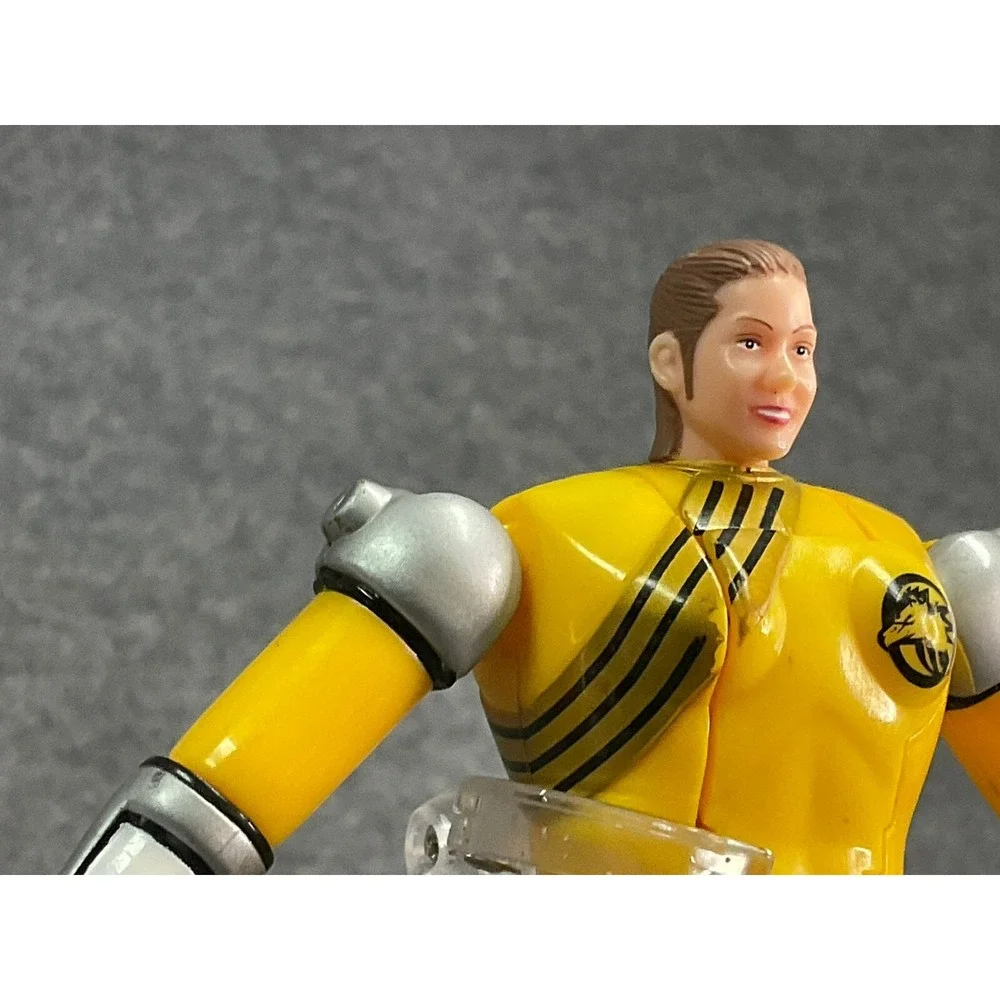Bandai Power Rangers Wild Force Yellow Spin Morphin Ranger Flip Head Figure 2001
